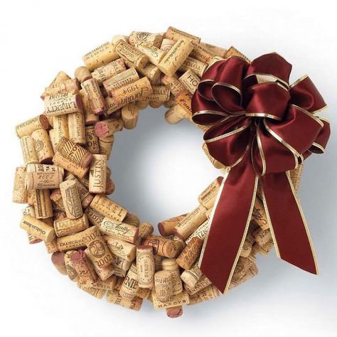 Wine Cork Wreath, Wine Cork Projects, Cork Wreath, Wine Cork Art, Cork Projects, Cork Diy, Wine Craft, Cork Art, Wine Cork Crafts