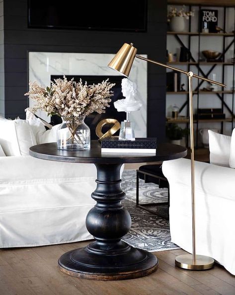 Black and white modern farmhouse home tour - Farmhousehub Farmhouse Black Furniture, Black And White Modern Farmhouse, Black Lower Cabinets, Broadmoor House, Black And White Living Room Decor, White Interior Paint, White Modern Farmhouse, White Exterior Houses, Black And White Living Room