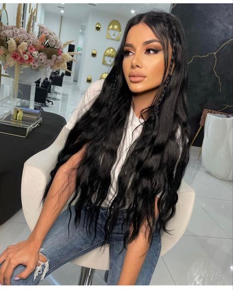 Latina Hair, Hair Color Streaks, Black Hair Extensions, Beautiful Braided Hair, Perfect Hairstyle, Hair Color Auburn, Curly Hair Styles Easy, Braid Hair, Office Look