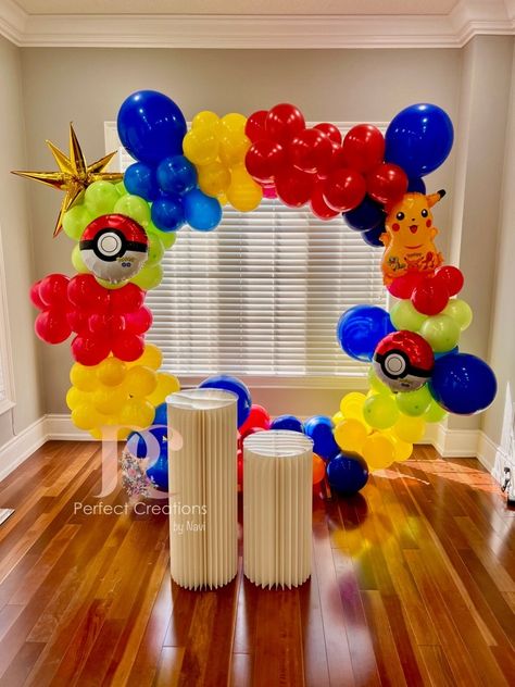 Pokemon Outdoor Decorations, Pokemon Balloon Arch Ideas, Pokemon Party Backdrop Ideas, Pikachu Balloon Arch, Pokemon Party Backdrop, Pokemon Birthday Backdrop, Pokémon Party Decor, Pokémon Balloon Arch, Pokemon Balloon Arch