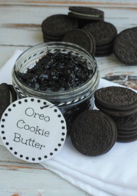 Oreo Cookie Butter | This Mama Loves | Free Printable Tags Oreo Cookie Butter, Butter Homemade, Oreo Cupcakes, Free Printable Tags, Oreo Recipes, Travel Entertainment, Holiday Eating, Cookie Butter, Chocolate Heaven