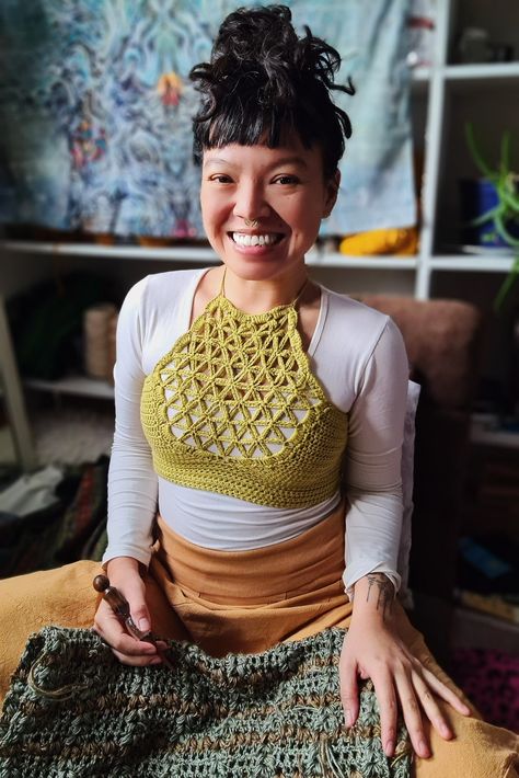 Mandala Crochet Top, Flower Of Life Crochet Pattern, Dk Weight Crochet Patterns Free, Crochet Flower Of Life, Flower Of Life Crochet, Crochet Crop Top Pattern Free, Crochet Flower Top, Lost Forest, Crocheted Tops