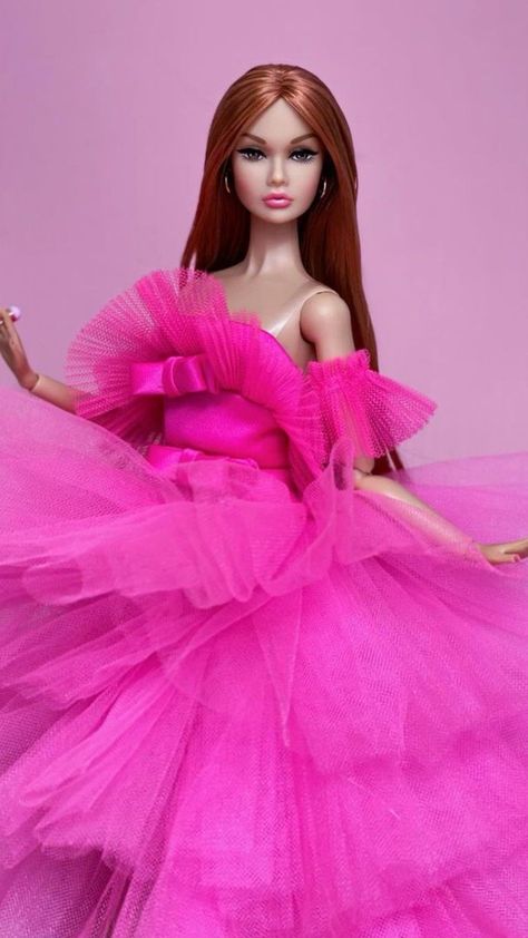 Pink Couture, Barbie Model, Barbie Gowns, Poppy Parker Dolls, Diy Creative Crafts, Barbie Collection, Diy Creative, Traditional Wedding, Barbie Clothes