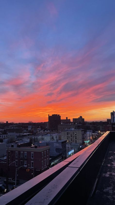 Rooftop City, New York Rooftop, Sunrise City, Nyc Rooftop, Life Drawing Reference, City Sunset, Dubai Aesthetic, City Background, Sunset City