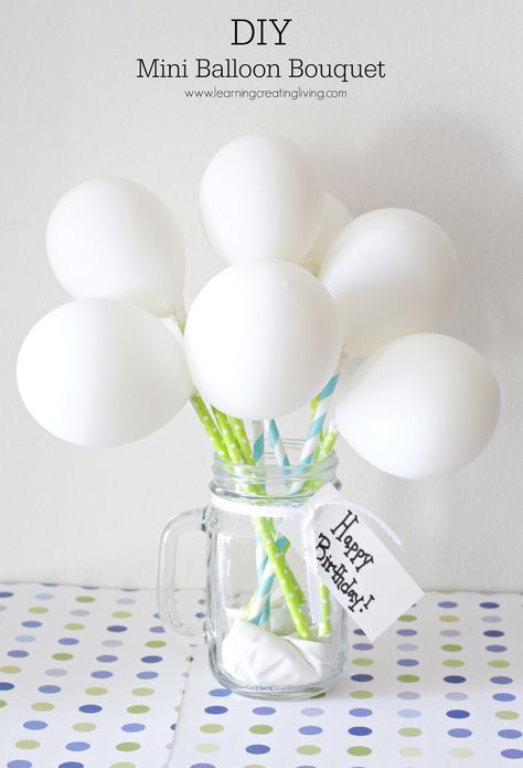 Restoration Beauty: DIY Mini Balloon Bouquet: THE PERFECT CENTERPIECE FOR ANY CELEBRATION!!{By Learning Creating Living} Mini Balloon Bouquet, Birthday Balloons Bouquet, Balloons On Sticks, Balloon Centerpieces Diy, Stick Centerpieces, Clear Balloons With Confetti, Balloons Bouquet, Balloon Bouquet Diy, Small Balloons