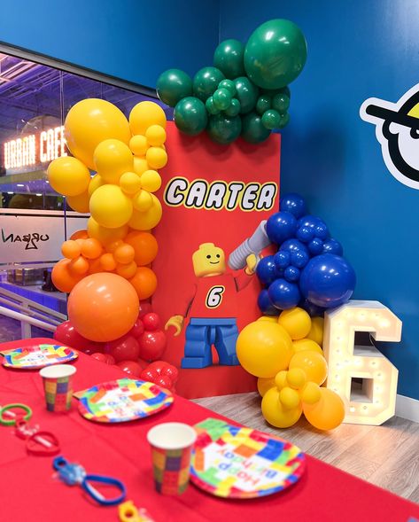 Carter’s 6th Birthday Lego Theme! 🎉 #legotheme #legothemebirthdayparty #legothemebirthday #legothemeparty #legoballoons #legoballoongarland #legoballoondecor #legobackdrop Lego Birthday Balloon Garland, Lego Balloon Bouquet, Birthday Lego Theme, Lego Party Balloons, Lego Balloons, Birthday Balloon Garland, Lego Theme, Balloon Ideas, Lego Birthday