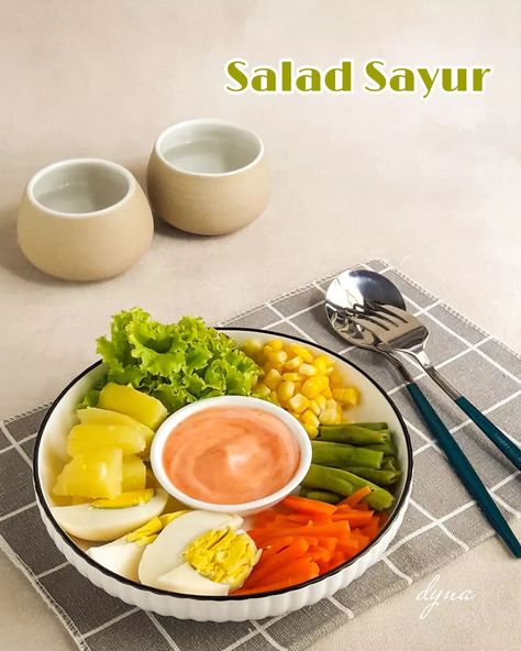 Menu Diet Simple, Salad Sayur Untuk Diet, Resep Salad Sayur, Makanan Sehat Healthy, Menu Sehat, Clean Eating Menu, Salad Menu, Real Food Diet, Clean Eating Diet Plan