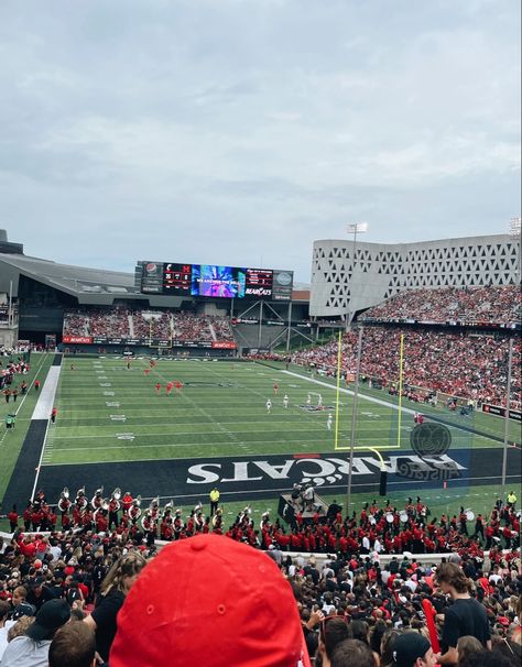 University Of Cincinnati Dorm, University Of Cincinnati Aesthetic, College Announcements, College Vision Board, Dream College, University Of Cincinnati, Future Plans, 2024 Vision, Dream Board