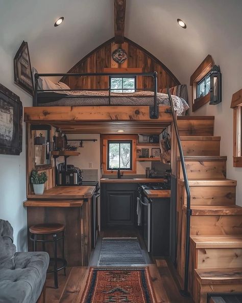 Mini Cabin Ideas, Shed House Interior, Bunkie Ideas, Wood Cabins, Mini Cabin, Rustic Tiny House, Dream House Aesthetic, Small Cabin Plans, Tiny House Exterior