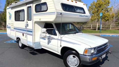 1993 Dolphin in Santee, CA Winter The Dolphin, Dolphin Fin, Citrus Heights California, Fiberglass Camper, Island Of The Blue Dolphins, Onan Generator, Camper For Sale, Dolphin Encounter, Toyota Dolphin