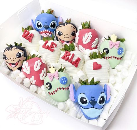 Lilo Stitch Strawberries, Lilo And Stitch Chocolate Covered Treats, Lilo And Stitch Pretzel Rods, Stitch Strawberry Chocolate, Stitch Treat Ideas, Lilo And Stitch Cupcake Cake, Lilo And Stitch Chocolate Covered Strawberries, Bluey Theme Chocolate Covered Strawberries, Lilo And Stitch Strawberries