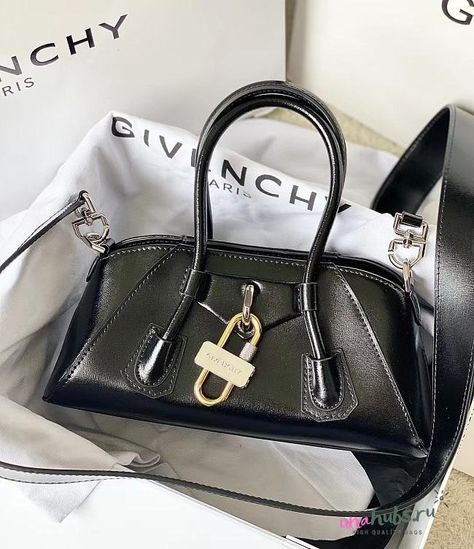 Givenchy Antigona stretch mini black leather bag - unahubs.ru Givenchy Mini Antigona, Celine Micro Luggage, Mini Antigona, Bottega Veneta Handbag, Givenchy Antigona, Metallic Bag, Black Leather Bags, Cute Bag, Fashion Room