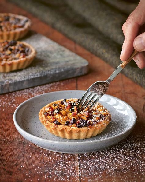 Ecclefechan Tart, Cullen Skink, Flourless Baking, Black Bun, Mince Pie Recipe, One Pot Vegetarian, British Recipes, Scottish Recipes, Christmas Baking Recipes