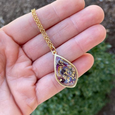 "THIS LISTING IS FOR ONE dried flower necklace with your special flowers. Bezel measure approximately 1.18\" from top to bottom.  18\" stainless steel gold chain included. ~*PLEASE DO NOT SEND FRESH OR MOLDY FLOWERS. ALL FLOWERS NEED TO BE DRIED PRIOR TO SHIPPING. *~ WHAT TO DO AFTER YOU ORDER:  1. After placing your order i will send you a label to your etsy account for you to send me your flowers. Once your item is finished you will get another shipping notification for your finished piece. 2. I do not need a full bouquet to make your item unless.   A few petals will work. Depending on the item I will say about 5-6 petals per piece or 1-2 petals of each varying flower.   3. FULL rosary sets need at least 20-30 petals. 4. 4x4 Cube blocks only need a few full flowers and petals. I will try Dried Flower Keepsake, Flower Memorial Keepsake, Memorial Flowers Keepsake, Celebration Of Life Flowers, Dried Flower Beads, Remembrance Flowers, Flower Keepsake, Dried Flower Necklace, Full Bouquet