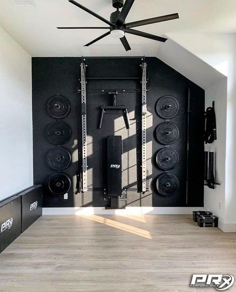 Ojai House, Home Gyms Ideas Garage, Gym Shed, Small Home Gym Ideas, Gym Vibes, Home Gym Basement, Home Gym Inspiration, Dream Home Gym, Small Home Gym