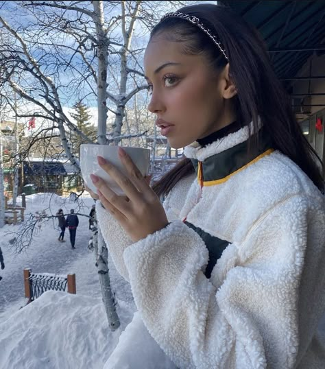 사진 촬영 포즈, Cindy Kimberly, Snow Angels, Winter Fits, Winter Aesthetic, Baby Winter, Mode Inspiration, The Snow, Pretty People