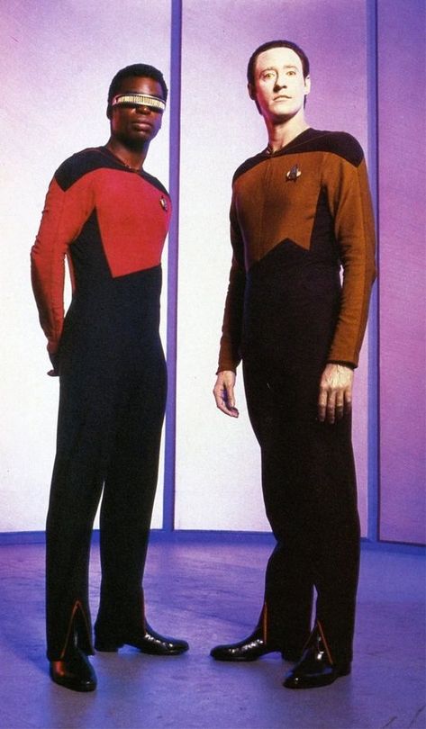 Geordie and Data, The Next Generation. Mannequin Legs, Star Trek Gifts, Star Trek Data, Star Trek Convention, Star Trek Generations, Star Trek Deep Space Nine, Star Trek Show, Deep Space Nine, Star Trek Funny