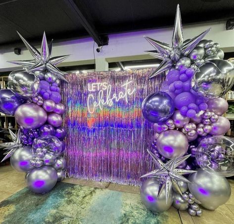 Purple Glitter Birthday Party Ideas, Disco Ball Table Decor Party Ideas, Purple Disco Party, Euphoria Bday Party, Euforia Party, Purple Party Decorations, Purple Disco, 18th Birthday Party Themes, Balloons Galore