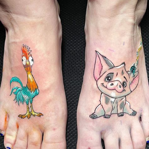 Pua Tattoo, Hei Hei Tattoo, Pig And Rooster Tattoo, Pig Tattoos, Rooster Tattoo, Pig Tattoo, Clever Tattoos, Foot Tattoo, Disney Tattoos