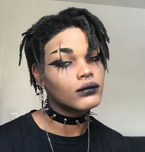 Punk Makeup Men, Makeup Emo, Goth Makeup Looks, Concert Makeup, Punk Makeup, Soft Egirl, Alt Makeup, Swag Makeup, 2000s Grunge