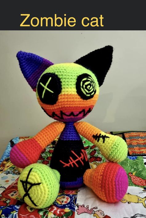 Scary Amigurumi, Crochet Zombie Doll, Crochet Zombie Cat, Creepy Amigurumi Free Crochet, Skeleton Cat Crochet Pattern, Crochet Halloween Hat, Nightmare Before Christmas Clothing, Zombie Cat, Creepy Stuffed Animals