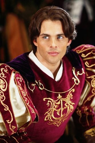 James Marsden as Prince Edward in Enchanted. #disney He'd be a great character for a story if he wasn't such a goofball in this film... Enchanted Prince, Enchanted Movie, Michaela Conlin, James Marsden, Disney Enchanted, Disney Princes, Disney Live Action, Prince Edward, Most Beautiful Man