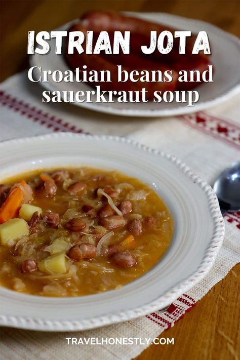 Luncheon Recipes, Croatia Food, Ibs Friendly Food, Sauerkraut Soup, Eastern European Recipes, Croatian Recipes, Fall Soups, Comfort Dishes, Food Drinks Dessert