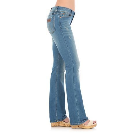 Women's Wrangler Jeans, Cowgirl Jeans Wrangler, Wrangler Retro Jeans Women, Kim’s Ranch Jeans, Women’s Wrangler Jeans, Outfit Jeans, Wrangler Jeans, Halloween Costume Outfits, Autumn Outfit