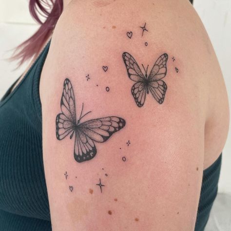 Inner Tattoo, Sparkle Tattoo, Butterfly Hand Tattoo, Butterfly Wrist Tattoo, Lip Tattoos, Large Tattoos, Badass Tattoos, Body Modification, Discreet Tattoos