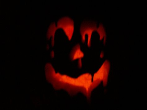 Melting Face.......Babygirl... 2013 Two Faced Pumpkin Carving, Melting Pumpkin Face, Traditional Pumpkin Carving Face, Carved Pumpkin With Teeth, Winking Pumpkin Face, Melting Face, Pumpkin Faces, Pumpkin Carving, Carving