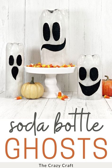 Straight out of the recycle bin, this family of Plastic Bottle Ghosts are quick and easy to create just in time to decorate for Halloween. Upcycle Halloween, Fun Diy Halloween Decorations, Upcycle Crafts, Recycled Decor, Dollar Store Halloween, Recycle Bin, Upcycled Projects, Fun Halloween Crafts, Bottle Craft