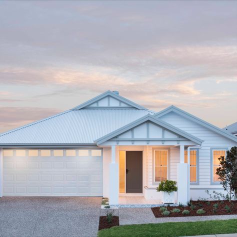 hamptons facade on single storey house Australian Aesthetic, Porch Tiles, Facade Inspiration, Hamptons Facade, Montgomery Homes, Hamptons Aesthetic, Shale Grey, Porch Tile, Perfect Background