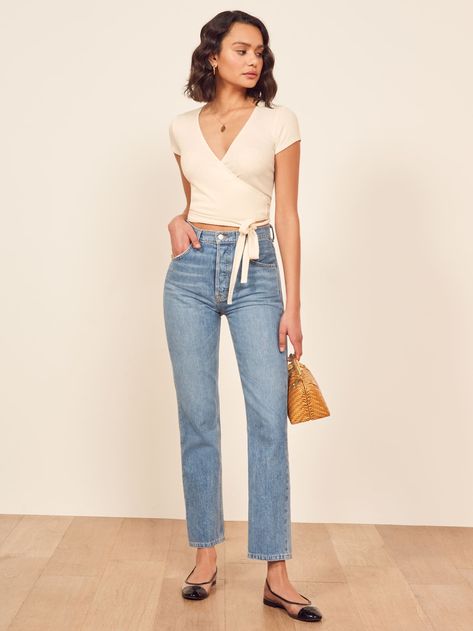 Summer Work Outfits Pants, Wrap Top Outfit, Jeans Heels Outfit, Summer Workout Outfits, Jeans Outfit Women, Heels Outfits, Summer Work Outfits, African Fashion Dresses, Wrap Top