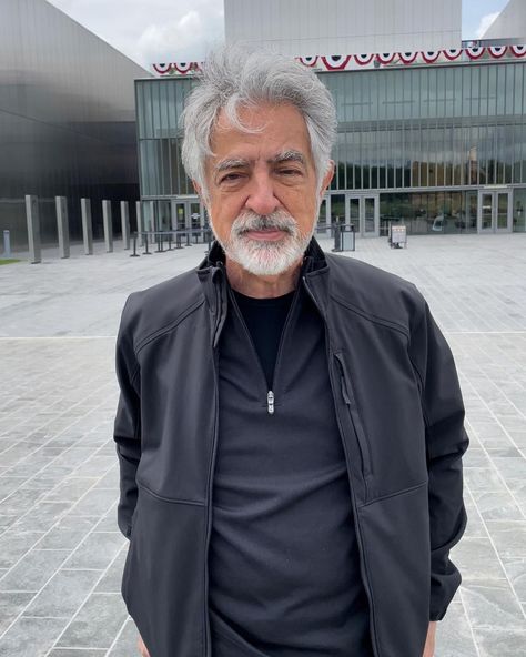 @joemantegna shared a photo on Instagram: “On this Memorial Day Weekend I was thrilled and amazed @usarmymuseum I am in awe at the result of all the hard work by so many to make this…” • May 25, 2022 at 8:02pm UTC David Rossi, Joe Mantegna, Memorial Day Weekend, Fav Celebs, Man Alive, Hard Work, Memorial Day, Work Hard, A Photo