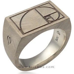 As a designer, this ring featuring the 'Golden Spiral/Ratio' is an absolute must. Golden Spiral, Antique Engagement Ring, Signet Ring Men, My Jewelry, Mens Silver Rings, Men's Rings, Signet Ring, Jewelry Inspiration, Ring Designs