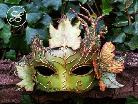 MIMESIS the fairy greenery (Fairy mask) by Laura Saporiti SugarLand Fairy Mask, Masquerade Outfit, Dream Mask, Eyes Wide Open, Fairy Crafts, Fairy Queen, Sugar Craft, Midsummer Nights Dream, Masks Masquerade