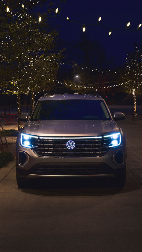 Volkswagen Atlas 2024, Volkswagen Suv, Vw Atlas, Volkswagen Atlas, Family Suv, Sun Roof, Along For The Ride, Mid Size Suv, 2025 Vision