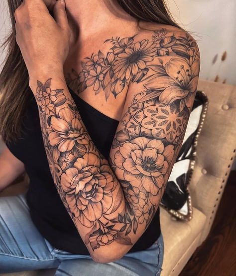 Male Selfie, Shoulder Sleeve Tattoos, Arm Sleeve Tattoos For Women, Lioness Tattoo, Feminine Tattoo Sleeves, Reaper Tattoo, Tattoos For Women Flowers, Tattoos For Women Half Sleeve, Women Picture