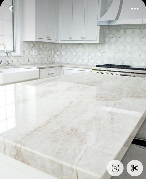 Calcutta Sol Quartz Countertops, Taj Royale Caesarstone Kitchen, White Kitchen White Countertops, White Marble Countertops Kitchen, Warm Quartz Kitchen Countertops, Kitchen Countertops With White Cabinets, Aesthetic Finder, Quartz Kitchen Countertops White, Light Granite Countertops