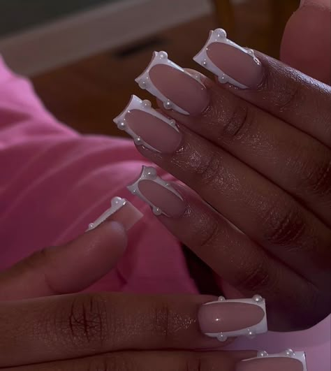 Medium Acrylic Nails Square, Anniversary Outfits, French Tip Acrylic Nails, French Acrylic Nails, Classy Acrylic Nails, Short Square Acrylic Nails, Exotic Nails, Acrylic Nails Coffin Pink, Pearl Nails