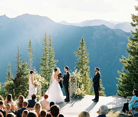 Aspen Weddings | Colorado Wedding Venues | The Little Nell Mira Zwillinger Wedding Dress, Aspen Colorado Wedding, White Wedding Centerpieces, Aspen Mountain, Mira Zwillinger, Colorado Weddings, Mountain Top Wedding, Aspen Wedding, All White Wedding