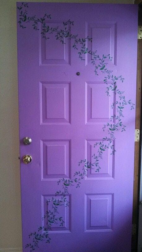 Bedroom Door Painting Design, Door Painting Ideas Bedroom Aesthetic Easy, Closet Painting Ideas Aesthetic, Painted Closet Doors Aesthetic, Door Paint Design, Door Art Bedroom Paint, Door Painting Ideas Bedroom Aesthetic, Door Art Bedroom, Closet Painting