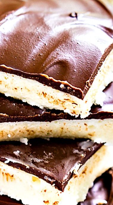 Opera Creams Candy, Opera Fudge Recipe, Opera Fudge, Baking Stuff, Cream Candy, Nut Snacks, Holiday Candy, Baking Sweets, Holiday Cakes