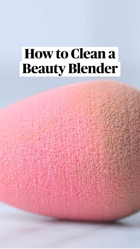 #TongueHealthSigns Clean Beauty Blender, Artist Makeup, How To Clean Makeup Brushes, Teen Life Hacks, Beauty Skin Care Routine, Beauty Blender, Love Makeup, Beauty Secrets, Diy Beauty