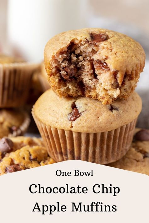 Healthy Chocolate Chip Muffins, Apple Chocolate, Muffins With Chocolate Chips, Muffins With Chocolate, Mini Chocolate Chip Muffins, Chocolate Bowls, Applesauce Muffins, Chocolate Chip Muffin Recipe, Apple Cupcakes