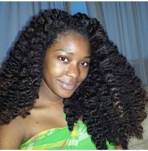 Braid Out Long Natural Hair, Twist Outs On Natural Hair Long, Braidouts On Natural Hair, Long Coily Hair, Long Type 4 Hair, Fluffy Natural Hair, Long Afro Hair, Healthy Hair Goals, Long 4c Hair