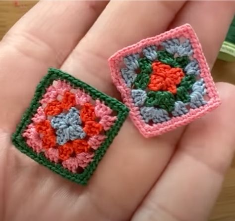 How to Make a Micro Crochet Granny Square | CupofCoffeeCrochet's Micro Crochet Earrings / The Beading Gem Micro Crochet Earrings Tutorial, Micro Crochet Blanket, Earring Patterns Free, Micro Crochet Pattern Free, Micro Crochet Earrings, Granny Square Blanket Tutorial, Granny Square Patterns, Granny Square Pattern Free, Micro Crochet