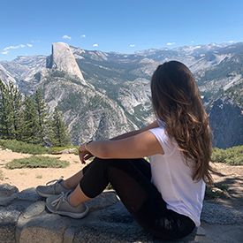 18 Top Yosemite Packing List Items for 2022 + What to Wear & NOT to Bring Yosemite Packing List, Yosemite Outfit, Yosemite Summer, Yosemite Trip, Yosemite Falls, Hawaii Honeymoon, One Day Trip, California National Parks, Day Hike