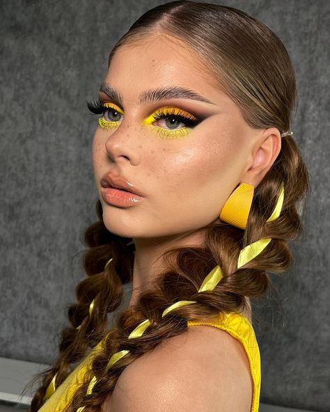 Natural Face Makeup, Exotic Makeup, Drag Make-up, Yellow Makeup, Glam Glow, Bold Makeup Looks, Beautiful Eye Makeup, Eye Makeup Designs, Dope Makeup