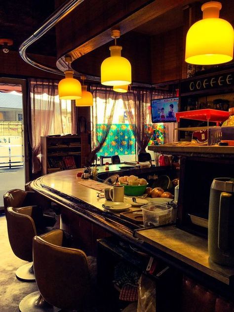 Chinese Tea House, Retro Cafe, American Diner, Vintage Cafe, Bar Interior, Cafe Interior Design, Dream Spaces, Pretty House, Cafe Interior